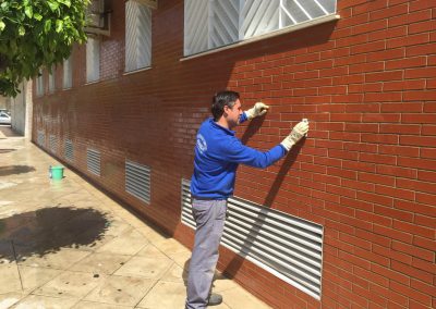 Aranda-Multiservicios-y-limpieza-Limpieza-de-fachada-y-grafiti